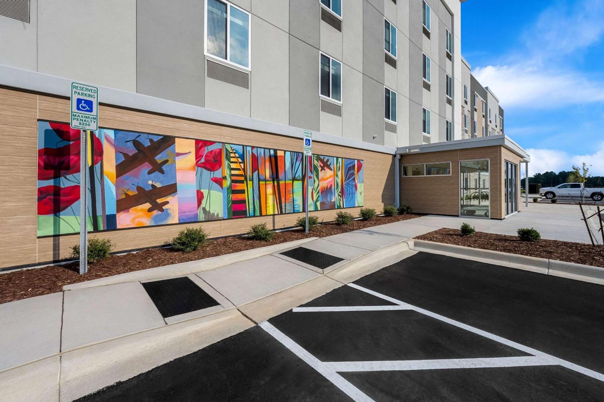 Everhome Suites Fayetteville Near Fort Bragg Buitenkant foto